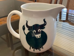 Vintage  Cute Cream Pitcher by Arabia (Finland)