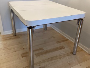 Nice Sized Kitchen Table - Walter of Wabash