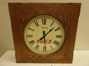 lot 512 image: SETH THOMAS HUDSON COCA COLA CLOCK