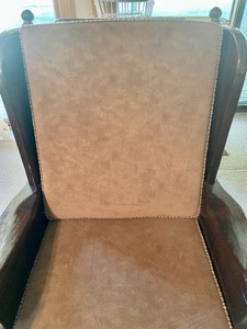 lot 261 image: Rocking Chair with Ottoman