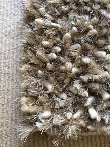 lot 152 image: Shaggy Wool Throw Rug