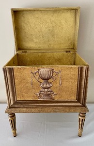 lot 30 image: Decorative Chest with Legs