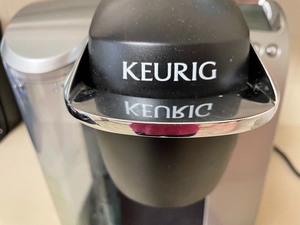 lot 59 image: Keurig Coffee Maker