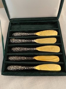 lot 77 image: 2 Sets of Neiman Marcus Serving Utensils