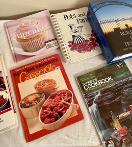 lot 93 image: Cookbooks