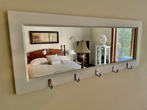 lot 196 image: White Mirror with 5 Hooks