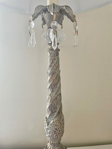 lot 202 image: Fun Lamp with Crystals