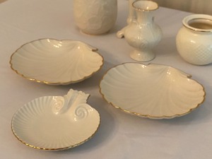 lot 123 image: Lenox Dishes and Vases