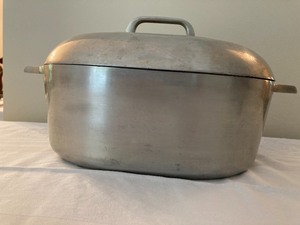 lot 179A image: Magnalite Roaster w Lid