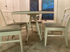 lot 187A image: Lovely Round Kitchen Table and Four Chairs