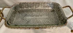 lot 285 image: Marinex, Pyrex and Anchor Hocking Bakeware