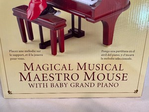lot 318 image: Magical Musical Maestro Mouse