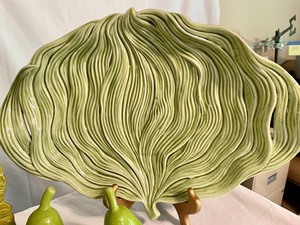 lot 319 image: Green Goodness
