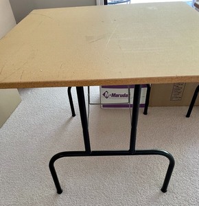 lot 422 image: Square Folding Table