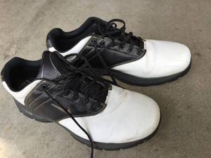 lot 386 image: Two Pair of Preowned Golf Shoes