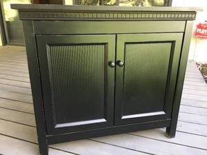 lot 399 image: Black Wooden 2 Shelf Storage Piece
