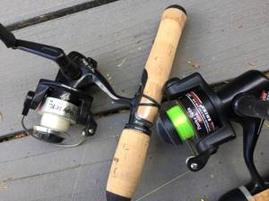 lot 401 image: 2 Ice Fishing Rod and Reels, Including Ugly Sticks