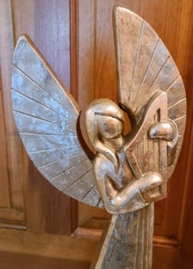 lot 442 image: Gold Painted Wooden Angel