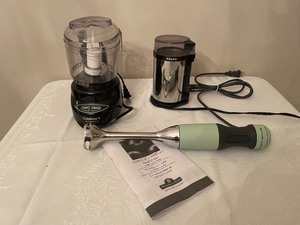 lot 189 image: Kitchen Goodies