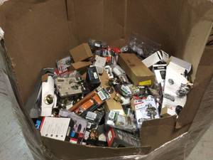 Lot of assorted Door Knobs and hardware customer returns open pkgs see pictures