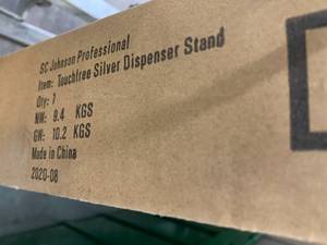 TOUCH FREE DISPENSER STAND