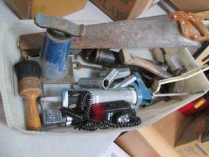 lot 159 image: Mail Tray of Tools. Grease Gun, Cau...