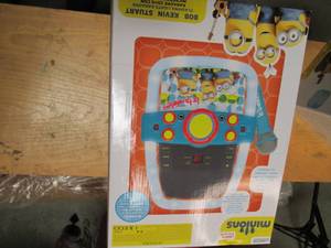 lot 218 image: Illumination Entertainment Minions ...
