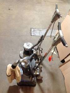 Lot of 2 Floor care rental units used unknown condition see pictures