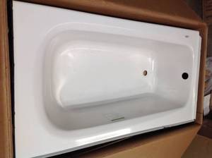 American Std Cambridge 60 in. Left Drain Rectangular Apron Front Bathtub in White customer return see pictures