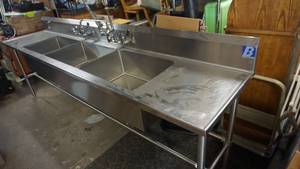 lot 2 image: Blickman Hydraulic Decontamination Station