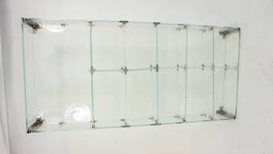 lot 20 image: Glass Display Shelf
