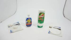 lot 60 image: Cleaning Supplies