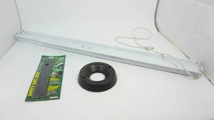 lot 69 image: Flourescent Light--Safety Grit Traction Tape Strip--Jack Wheel For Trailer