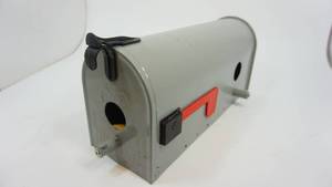 lot 74 image: Grey Metal Mailbox Birdhouse