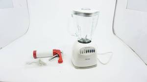 lot 92 image: Osterizer Blender & Spritz Cookie Press