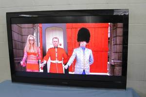 lot 6 image: Toshiba 55 1080p HDTV High Definition Full HD LCD Television  TV  Display - Model 55G300U