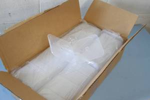 lot 66 image: DiscSavers Disc Savers CShell Slim Clear CD DVD Disc Case - Lot of 200 Cases - New