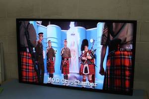 lot 84 image: 52 Professional Grade Large Screen High Definition HD 1080p LCD5220 Display  Monitor with AV Inputs