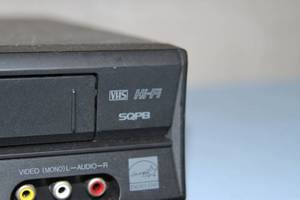 lot 106 image: JVC VHS Hi-Fi DVD Video CD Combo Combination VCR  DVD Player
