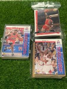 lot 35 image: 3 Jumbo Packs Featuring a Michael Jordan Card