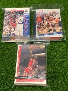lot 40 image: 3 Jumbo Packs Featuring a Michael Jordan Card