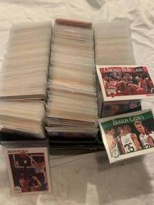 lot 59 image: Large Lot of 1990-91 Basketball Cards