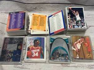 lot 83 image: Vintage Lot of Basketball Cards