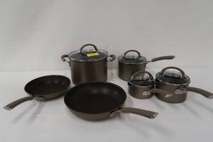 lot 254 image: Circulon Premier Professional 13-Piece Cookware Set (10 of 13 pieces)