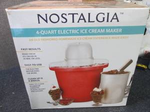Nostalgia 4 qt Electric Ice Cream M...