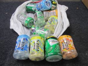 12- 40 ct Assorted Trident Vibes...