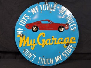 lot 46 image: New Recycled Metal Hanging Garage Sign