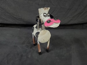 lot 54 image: New Recycled Metal Garden Art Cow