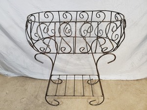 lot 12 image: New Welded Metal Plant Stand