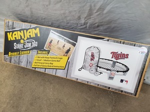 lot 5A image: New Minnesota Twins Strike Jam 360  Spike Ball Game